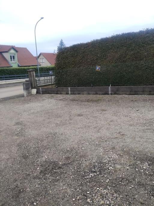 Apartamento Le Petit Cocon Montbozon Exterior foto